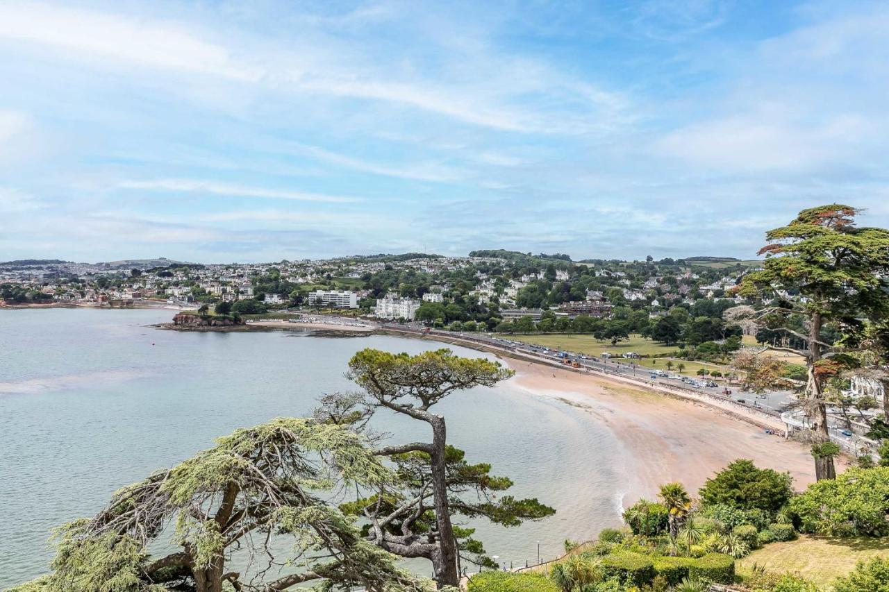 A7 Masts - Striking Beach Bolthole Apartment With Beautiful Sea Views Private Balcony & Parking Torquay Eksteriør billede